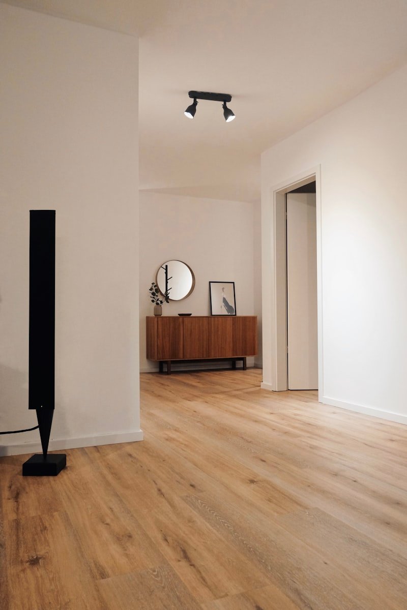 Modern Herringbone Walnut in Buena Vista - Detail 4